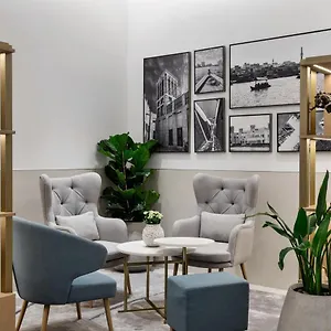 מלון By Marriott Sheikh Zayed Road,, דובאי