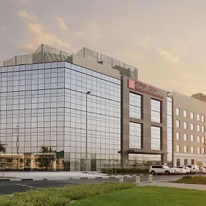 4* فندق هيلتون جاردن - ميناء