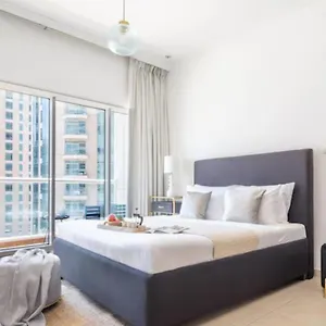 Apartment Burj Al Nujoom Downtown, Mall & Burj Khalifa, Dubai